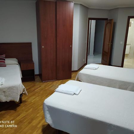 Hostal Cerecedo Leon Ngoại thất bức ảnh
