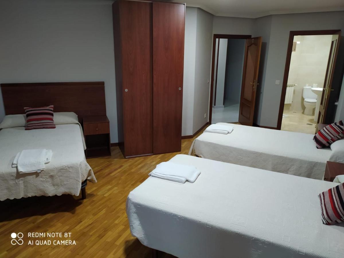 Hostal Cerecedo Leon Ngoại thất bức ảnh